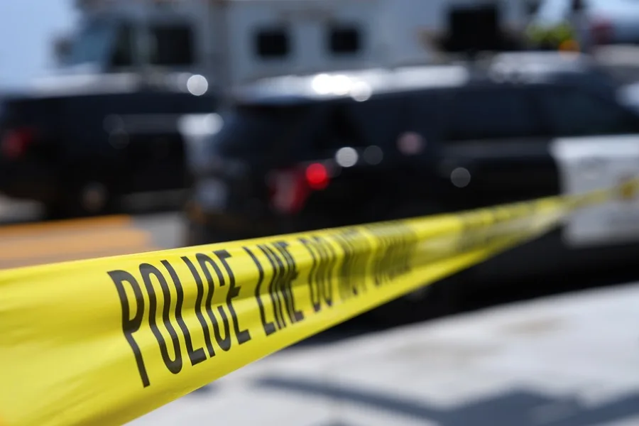 Tres niños y una maestra mueren en un tiroteo de Oregón junto al presunto asesino de 16 años