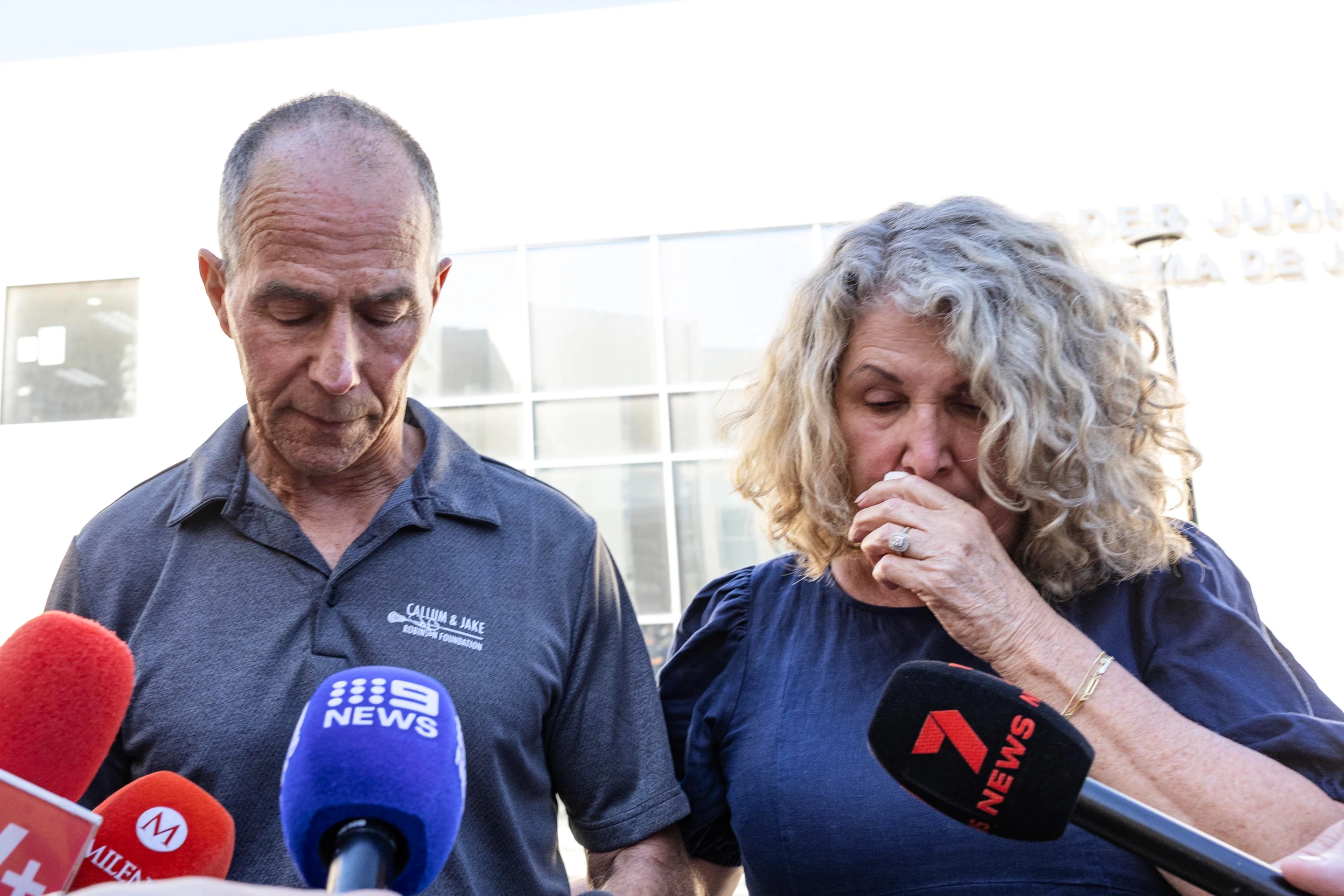 Condenan a 158 años de prisión a tres hombres por el asesinato de surfistas australianos y estadounidense en México
