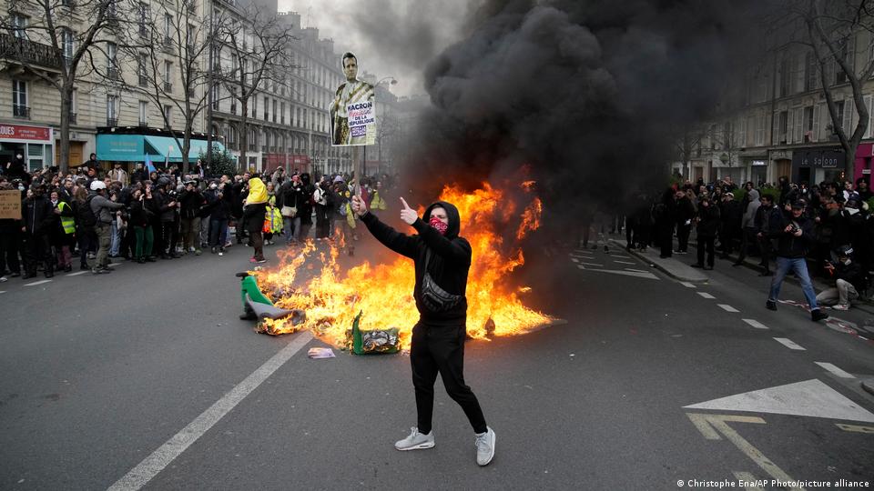 Francia ante una crisis de confianza: el costo de vida, el desgaste de Macron y la disputa por el futuro del país