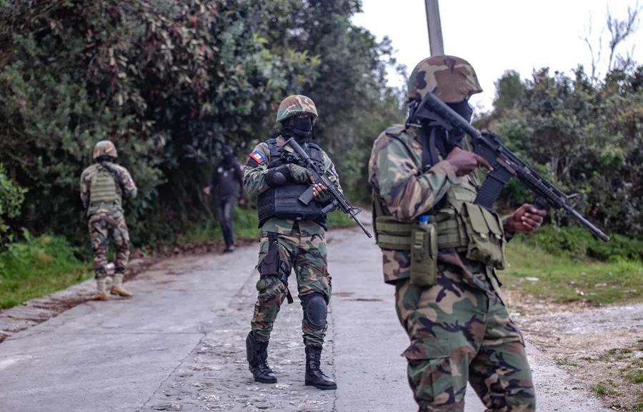 ONU exige liberar a cuatro militares salvadoreños mientras las pandillas desafían a la fuerza internacional en Haití