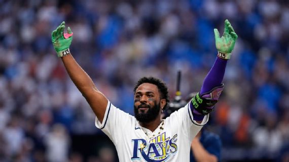 Junior Caminero conquista el Premio Juan Marichal en vísperas de su primera Serie Mundial