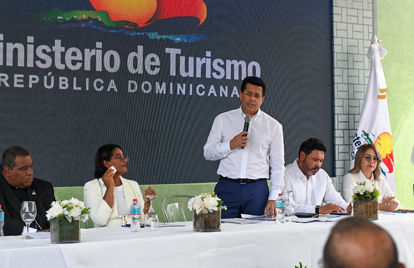 David Collado entrega obras por más de 25 millones en el entorno de la Basílica de Higüey