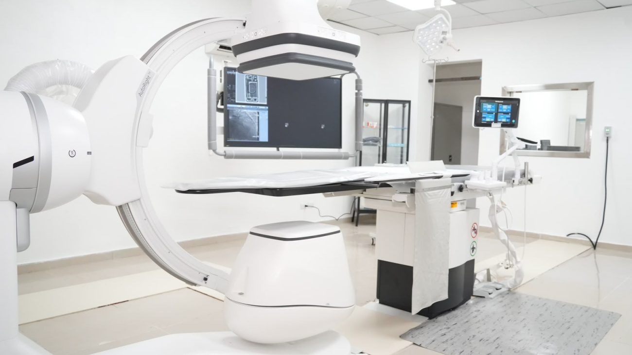 SNS inaugura Unidad de Hemodinamia en el Hospital Salvador B. Gautier con equipo valorado en RD$90.8 millones
