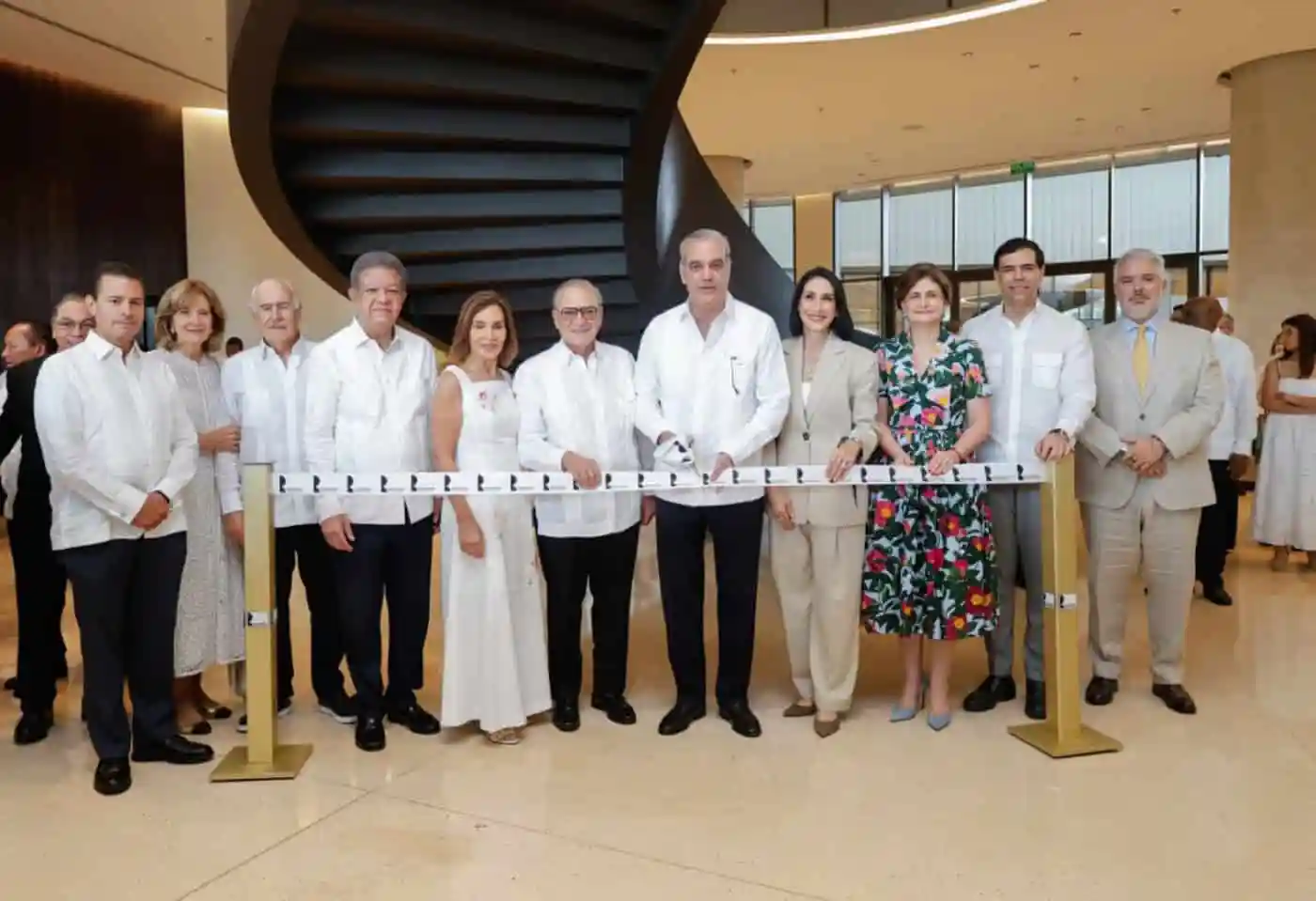 Abinader encabeza inauguración del Centro Cultural Rainieri, un nuevo espacio para la identidad dominicana en Punta Cana