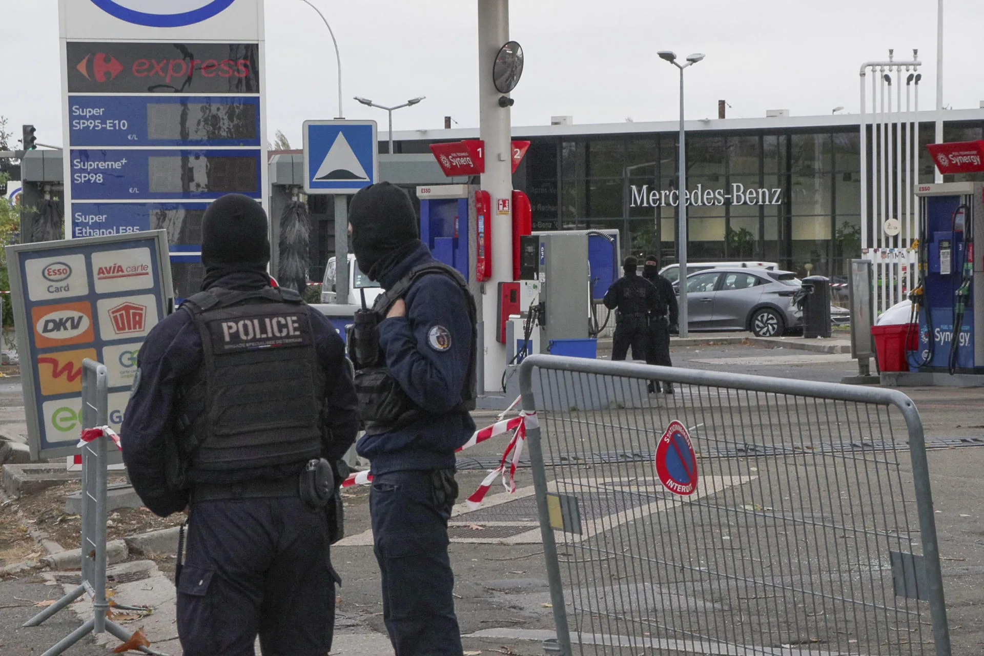 El sospechoso del tiroteo racista en Francia adujo estar en tratamiento por esquizofrenia