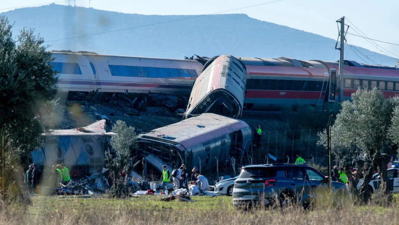 Choque de trenes en Toledo deja 68 muertos y 80 heridos; Puente cuestiona orden de reanudar la marcha