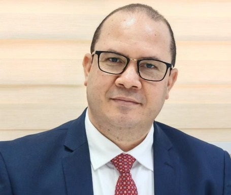 Señor embajador Alexey Seredin: cuestionar no es calumniar