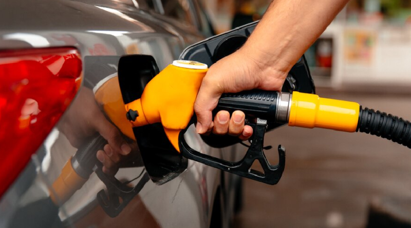 Gobierno congela principales combustibles con subsidio de RD$1,516.5 millones; bajan avtur, kerosene y fuel oil