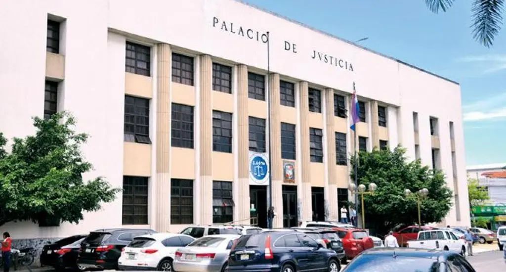 Ministerio Público pide tres meses de prisión preventiva contra dos acusados de proxenetismo agravado y lavado de activos