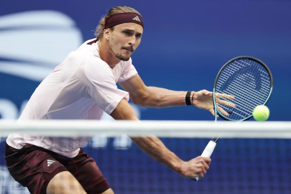 Zverev vence a Dodig y pone a Alemania al frente ante Croacia en la Copa Davis